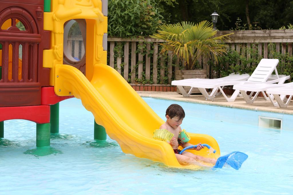 Camping Le Val De Trie Behen Luaran gambar