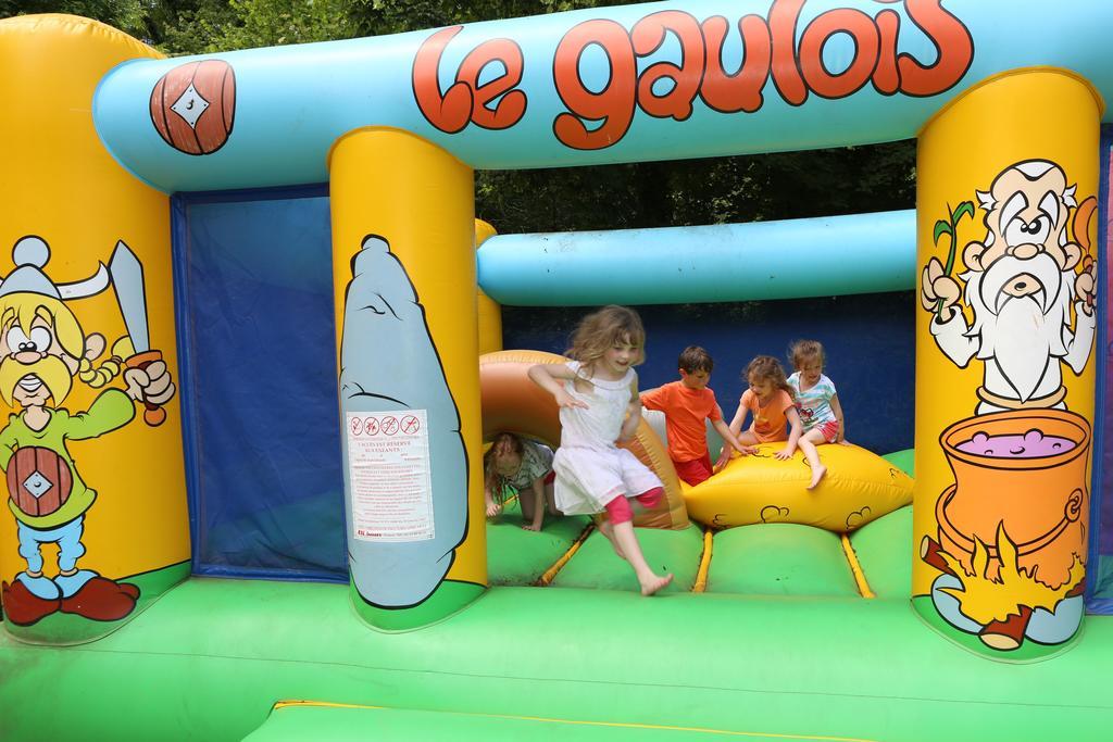 Camping Le Val De Trie Behen Luaran gambar